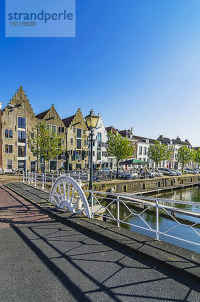 Zeeland  Middelburg  Altstadt  Kanal und Brücke