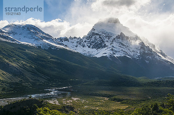 Mount Fitz Roy bei El Chalten  Argentinien  Südamerika