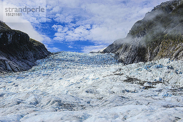 Das riesige Eisfeld des Fox-Gletschers  Südinsel  Neuseeland