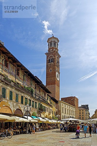 Torre dei Lamberti  Piazza Erbe  Verona  Venetien  Italien  Europa