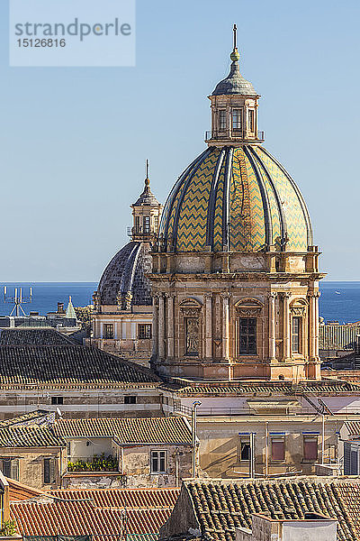 Kuppeln der Kirchen San Giuseppe dei Padri Teatini und Santa Caterina  Palermo  Sizilien  Italien  Europa