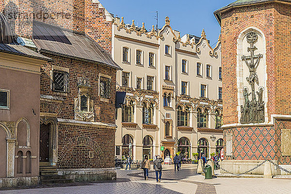 Marienplatz in der mittelalterlichen Altstadt  UNESCO-Weltkulturerbe  Krakau  Polen  Europa