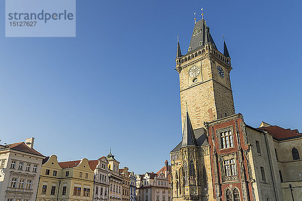 Das Alte Rathaus vom Altstädter Markt aus gesehen  UNESCO-Weltkulturerbe  Prag  Böhmen  Tschechische Republik  Europa