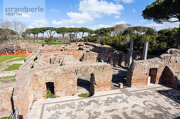 Terme di Nettuno (Neptunbäder)  Neptunmosaiken  archäologische Stätte Ostia Antica  Ostia  Provinz Rom  Latium  Italien  Europa