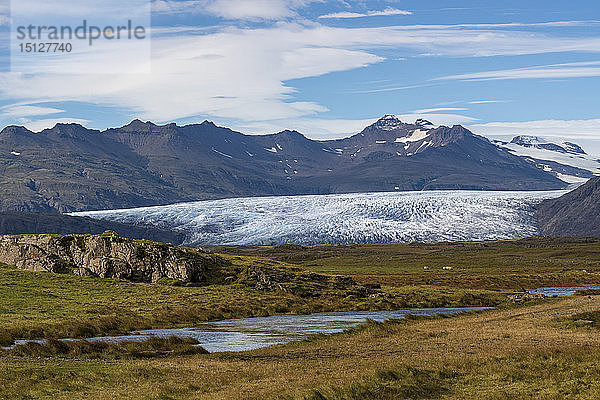 Blick auf den Breidamerkurjokull-Gletscher und die Vatnajokull-Eiskappe dahinter  Südost-Island  Island  Polarregionen