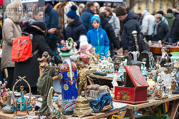 Wien Naschmarkt Linke Wienzeile Flohmarkt (Antiquitätenmarkt)  Wien  Österreich  Europa