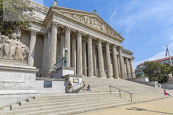 Ansicht der National Gallery of Art an der Pennsylvania Avenue  Washington D.C.  Vereinigte Staaten von Amerika  Nordamerika