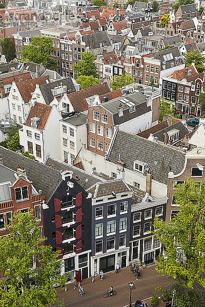Die Dächer und Häuser des Jordaan in Amsterdam von oben gesehen  Amsterdam  Nordholland  Niederlande  Europa