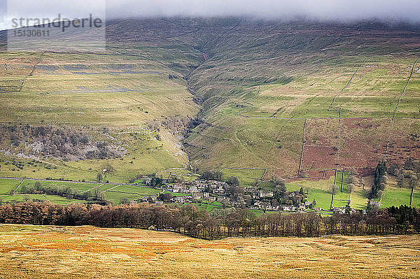 Buckden von Birks Fell aus gesehen  Wharfedale  Yorkshire Dales  Yorkshire  England  Vereinigtes Königreich  Europa