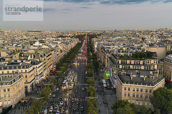 Avenue des Champs-Elysees  Paris  Frankreich  Europa