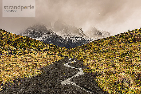 Atemberaubende Berglandschaft  Chile  Südamerika