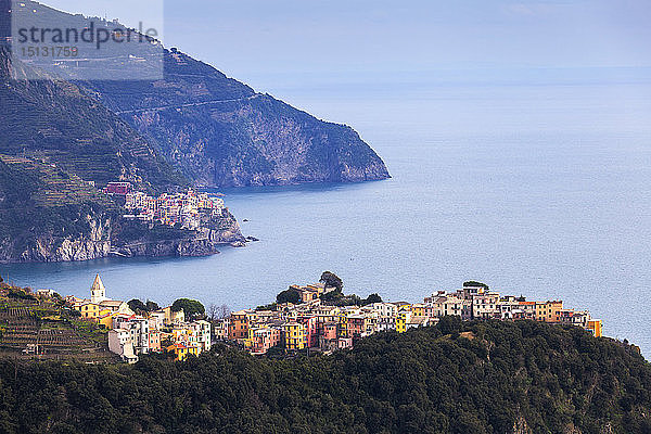 Dorf Corniglia und Manarola  Cinque Terre  UNESCO-Weltkulturerbe  Ligurien  Italien  Europa