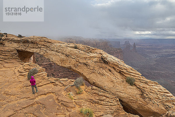 Mesa Arch  Canyonlands National Park  Moab  Utah  Vereinigte Staaten von Amerika  Nord Amerika