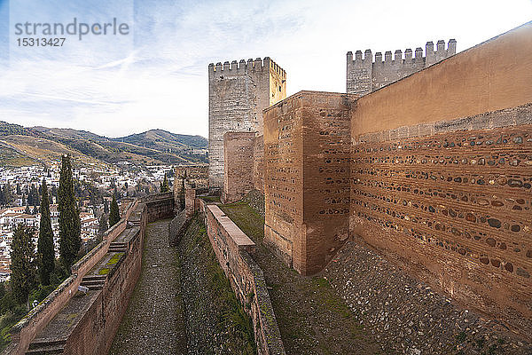 Alcazaba-Ruinen bei Alhambra  Granada  Spanien