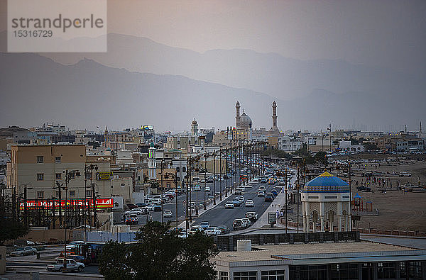 Stadtbild am Abend  Sur  Oman