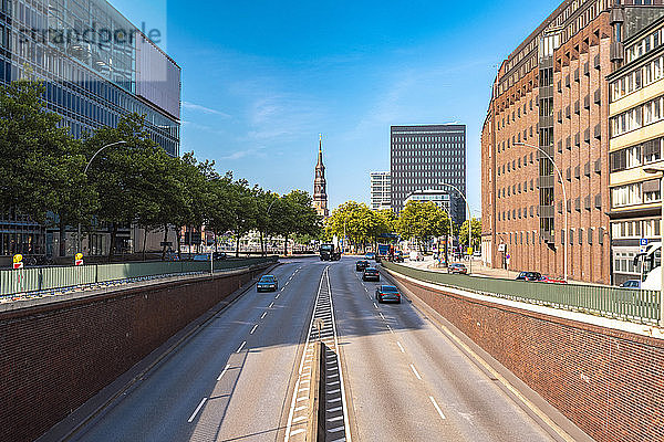 Willy-Brandt-Straße  Hamburg  Deutschland