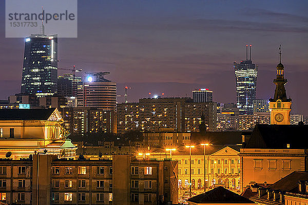 Abends Stadtbild  Innenstadt  Warschau  Polen