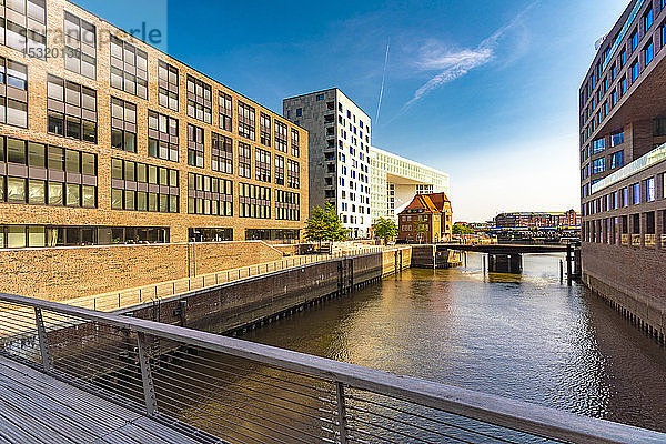 Moderne Gebäude in der Hafencity  Hamburg  Deutschland