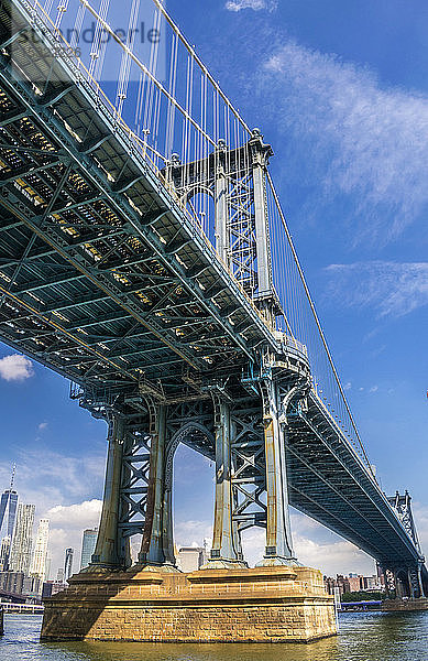USA  New York  Manhattan-Brücke (1909) zwischen Brooklyn und Manhattan