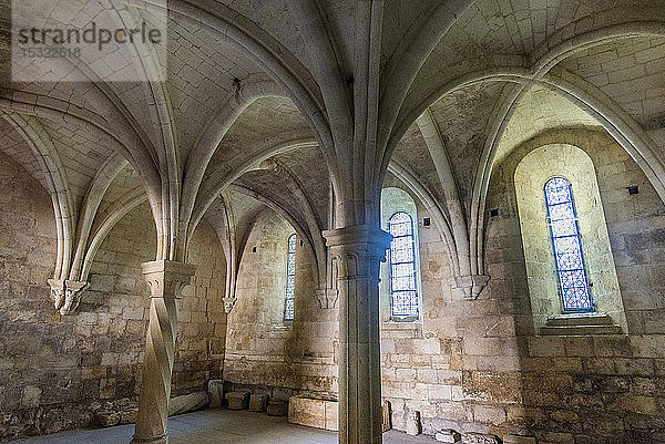Frankreich  Bouches-du-Rhone  Zisterzienserabtei von Silvacane  Kapitelsaal (13.-14. Jahrhundert)