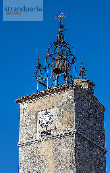 Frankreich  Luberon  Vaucluse  Menerbes  Kirchturm von la Tour de l'Horloge (Schönstes Dorf Frankreichs)