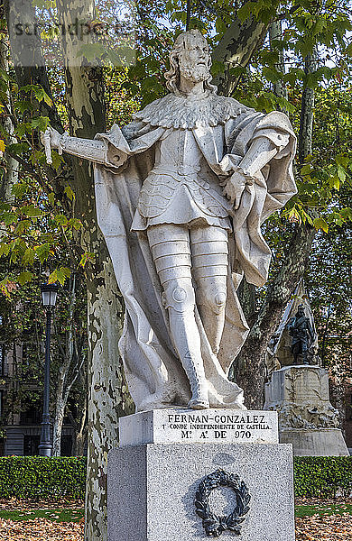 Spanien  Madrid  Königspalast  Garten des Cabo Noval  Statue des Königs Fernan Gonzales von Kastilien