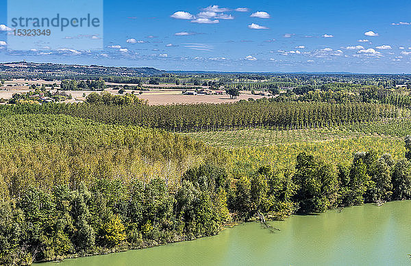 Frankreich  Tarn-et-Garonne  Auvillar  Blick auf die Garonne (Das schönste Dorf Frankreichs) (Jakobsweg)