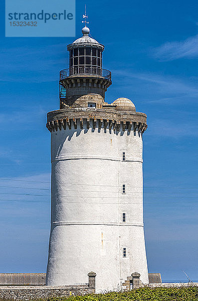 Frankreich  Bretagne  Ile d'Ouessant  Pointe Bac'haol  Steifer Leuchtturm