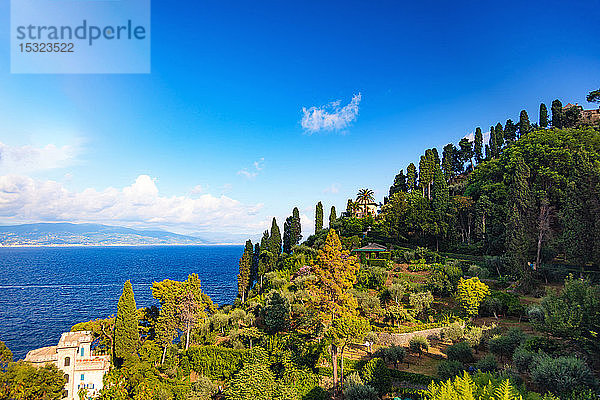 Portofino  Ligurien  Italien - 11. August 2018 - Blick auf die Küste