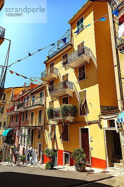 Manarola  Ligurien  Italien - August 08  2018 - Blick auf die Straße