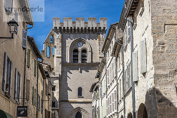 Frankreich  Gard  Villeneuve-lez-Avignon  Glockenturm der Stiftskirche Notre-Dame (14. Jahrhundert)
