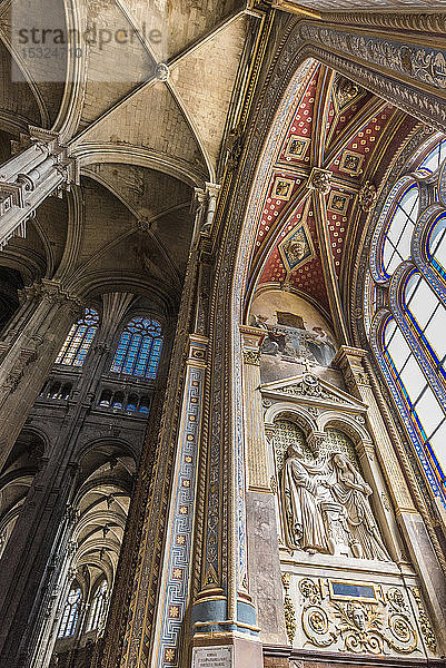 Frankreich  1. Arrondissement von Paris  Kirche Saint-Eustache  Kapelle der heiligen Unschuldigen  Skulptur le mariage de la Vierge (19. Jahrhundert  von Henry de Triqueti)