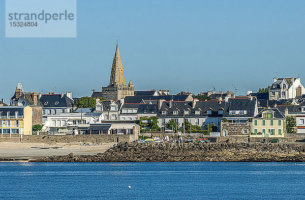 Frankreich  Bretagne  Morbihan  Ballungsraum Lorient  Larmor-plage am Meer
