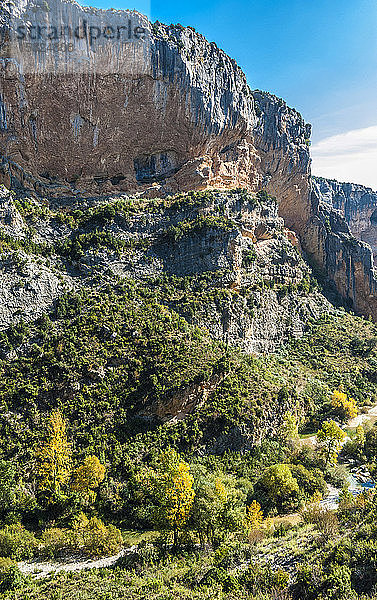 Spanien  Autonome Gemeinschaft Aragonien  Naturpark Sierra y CaÃ±ones de Guara  Schlucht des Vero-Flusses (UNESCO-Welterbe fÃ?r die Felskunst)