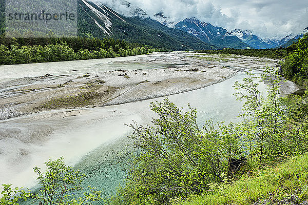 Österreich  Tirol  Lechtal  Naturpark Tiroler Lech  Fluss Lech