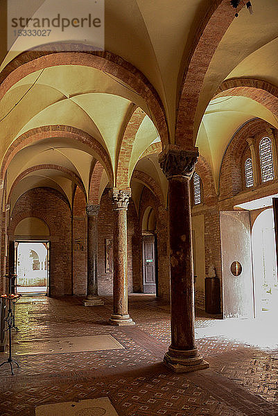 Europa  Italien  Emilia-Romagna  Bologna  Sieben-Kirchen-Komplex