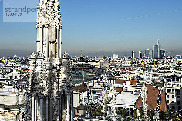 Italien  Lombardei  Mailand  Stadtbild vom Dach des Doms