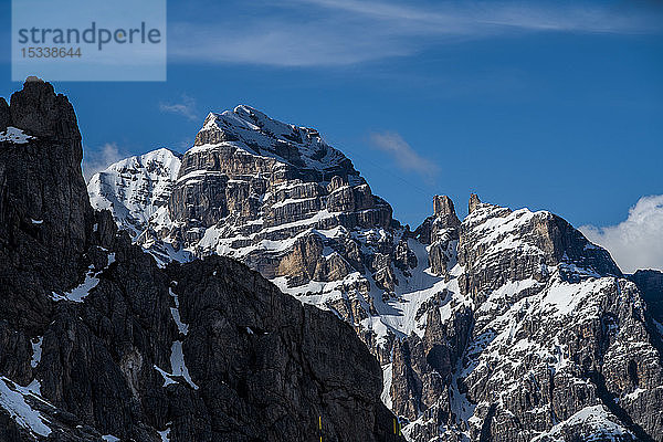 Berggipfel in den Dolomiten  Italien