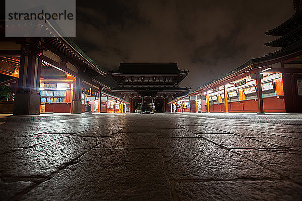AsakUSA Kannon-Tempel in der Abenddämmerung