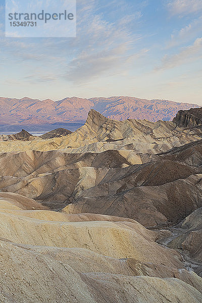 Zabriskie Point  Death Valley National Park  Kalifornien  Vereinigte Staaten von Amerika  Nordamerika