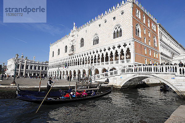 Palazzo Ducale (Dogenpalast) und Markusplatz  Venedig  UNESCO-Weltkulturerbe  Venetien  Italien  Europa