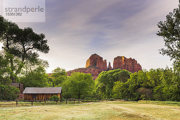 Cathedral Rock vom Red Rock State Park aus gesehen  Sedona  Arizona  Vereinigte Staaten von Amerika  Nordamerika