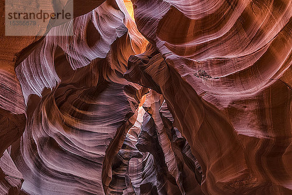 Slot Canyon  bekannt als Antelope Canyon; Page  Arizona  Vereinigte Staaten von Amerika