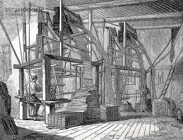 Atelier für die Herstellung von Seidenstoffen  1870  historischer Holzschnitt  Deutschland  Europa
