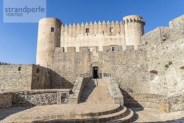 Normannisches Schloss Carrafa  Castello Carrafa  Santa Severina  Kalabrien  Italien  Europa