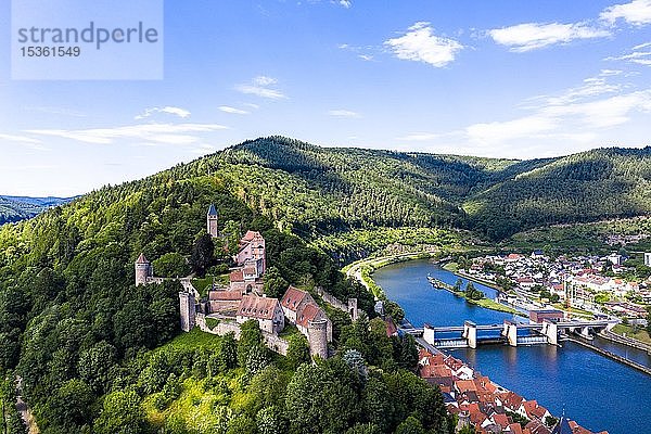 Drohnenaufnahme  Schloss Hirschhorn und Schleuse  Hirschhorn am Neckar  Odenwald  Hessen  Deutschland  Europa