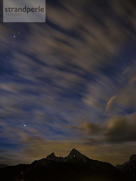 Gipfel des Watzmanns bei Nacht  Nationalpark Berchtesgaden  Schönau am Königssee  Berchtesgadener Land  Bayern  Deutschland  Europa