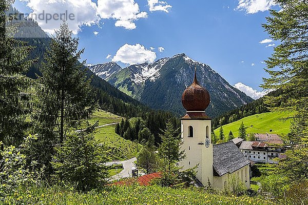 Kirche  Namlos am Namlospass  Lechtaler Alpen  Namlostal  Tirol  Österreich  Europa