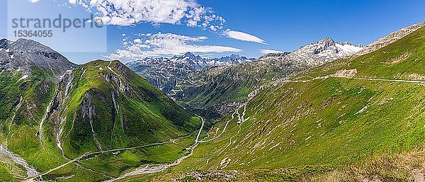 Bergige Landschaft  Furkapass  Schweiz  Europa