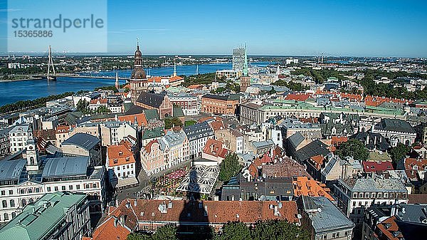 Stadtansicht  Altstadt von Riga  Riga  Lettland  Europa
